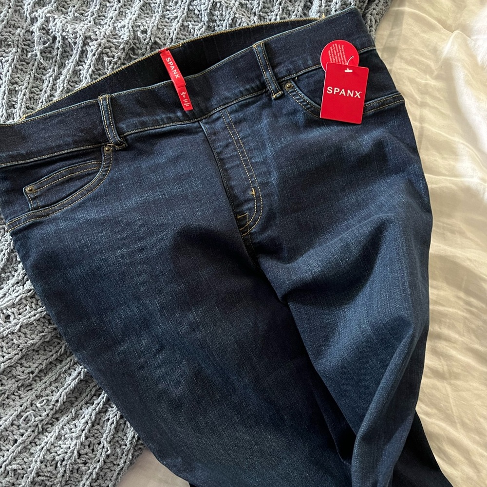 SPANX PULL ON FLARE JEAN